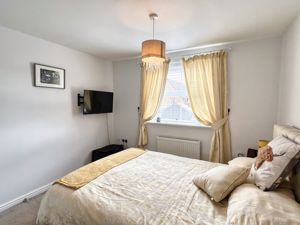 Photo 11- click for photo gallery